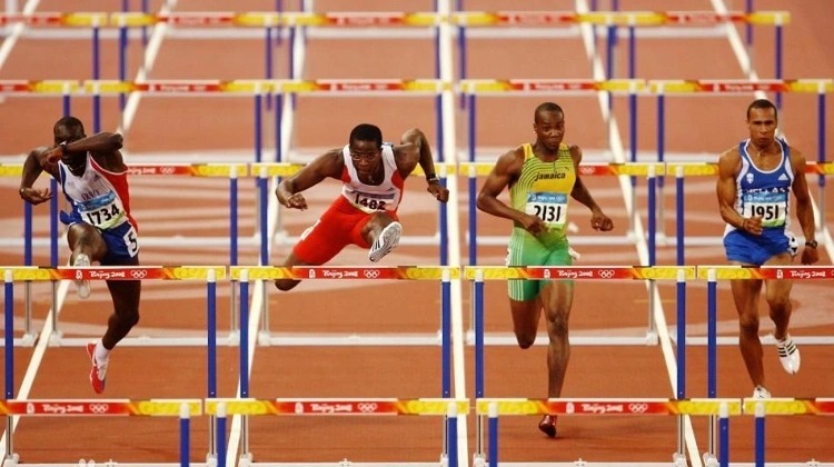 马丁内斯：C罗没有暴力行为，他只是想摆脱防守他的人